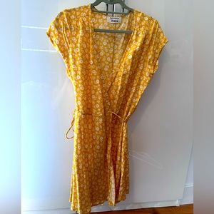 Reformation cotton yellow and white floral wrap dress, size XS.